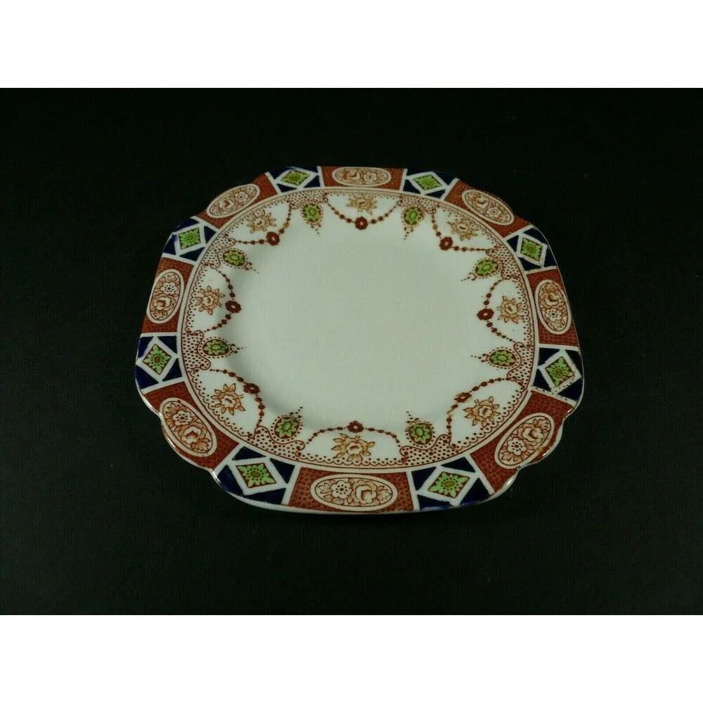 Vintage Rosina Queens 4818 Plate 6½